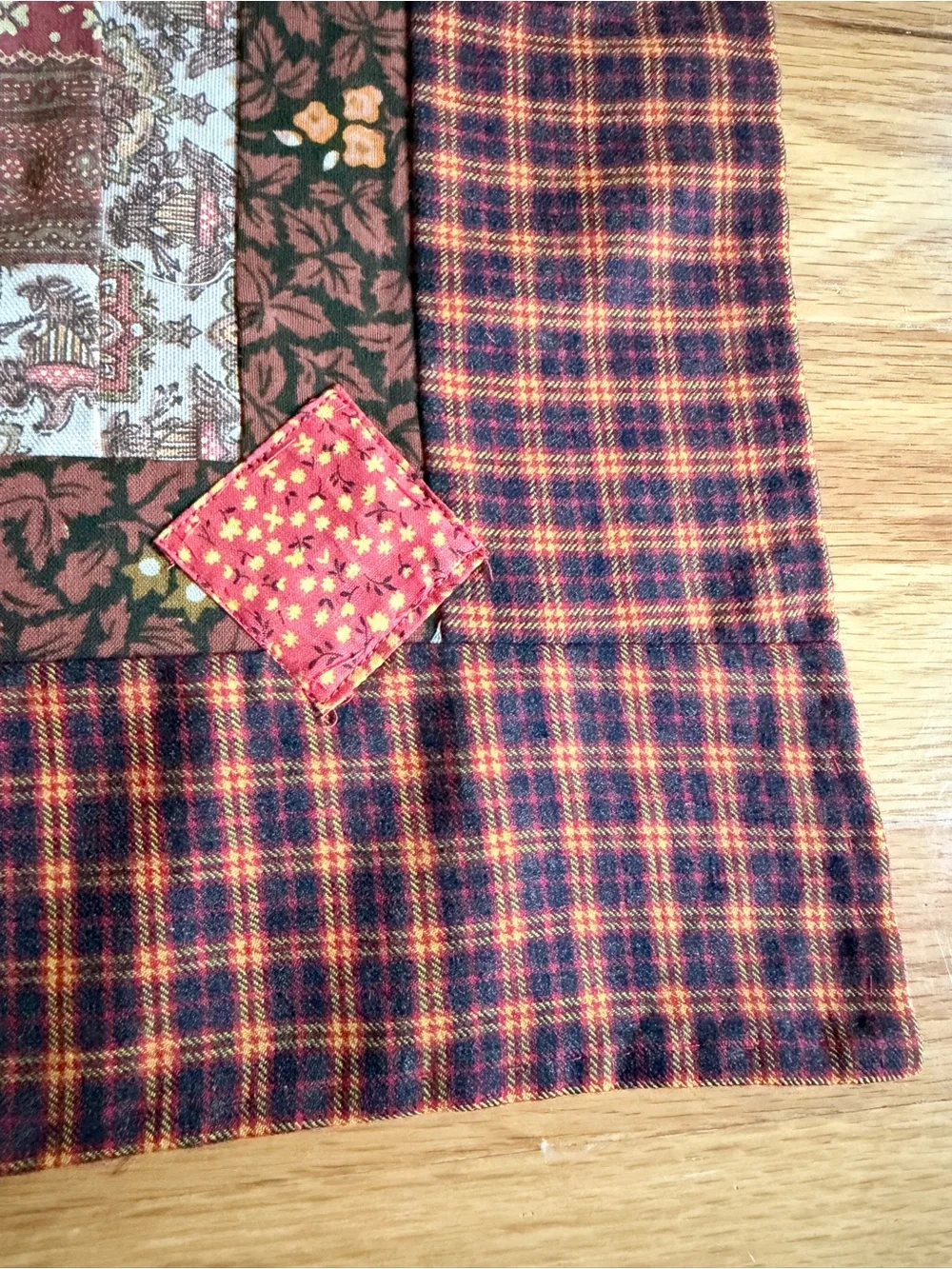 Vintage Handmade Patchwork Quilt Top Log Cabin Unfinished Craft Tablecloth 55x70
